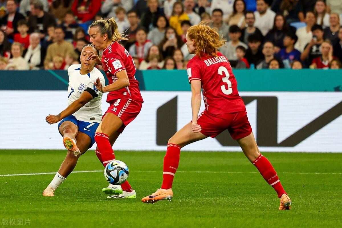 开云体育-包含法国羽毛球队险胜英格兰羽毛球队，陶菲克制霸全场的词条