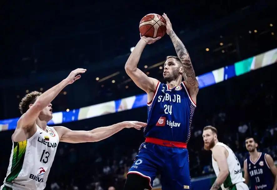 开云体育下载-立陶宛男篮逆转澳大利亚男篮，布克爆发神勇