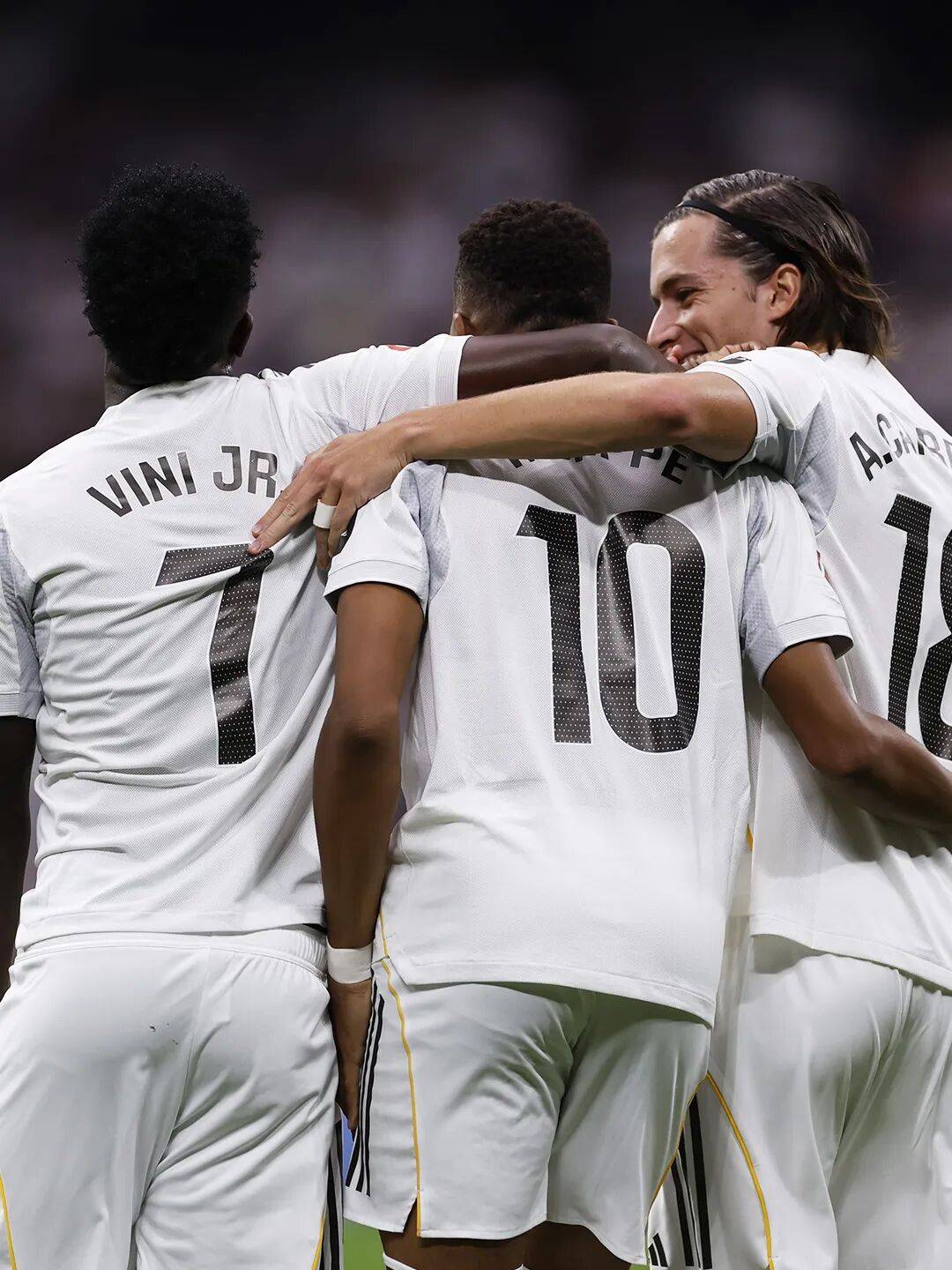 开云体育登录-包含智利鏖战瓦伦西亚，姆巴佩关键制胜的词条