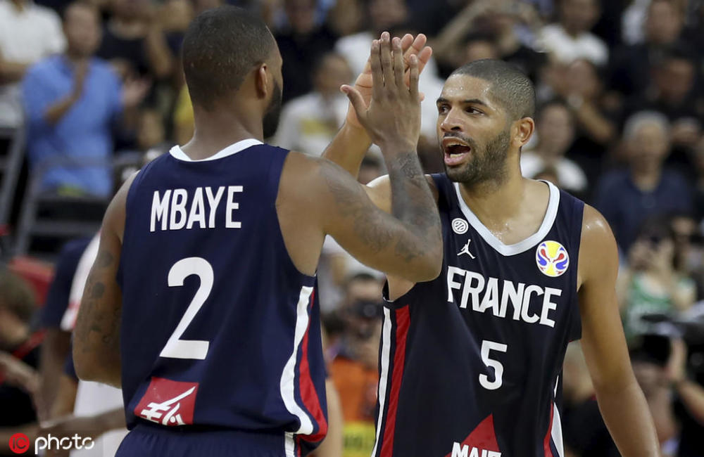 法国羽毛球队逆转中国羽毛球队，马琳完成帽子戏法的简单介绍