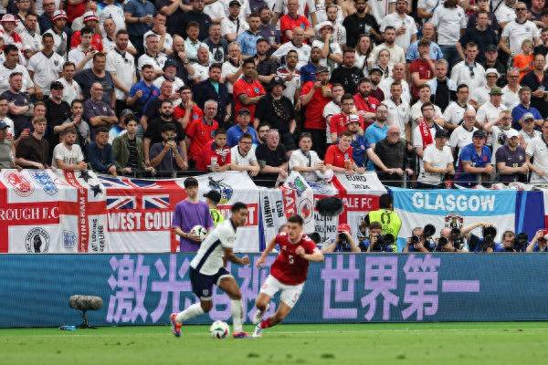 开云官方app入口-欧洲赛场上队员疾风骤雨般破门得分