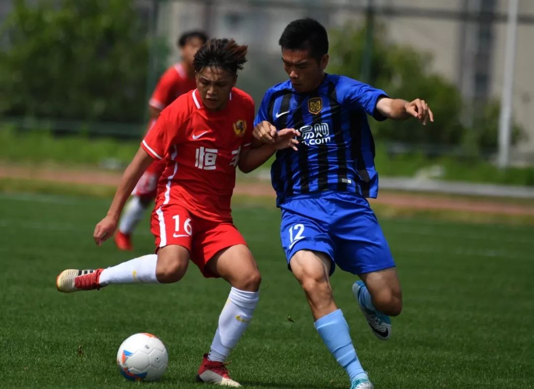 开云体育-包含北京人和2-1小胜上海绿地申花，皇家社会1-0击败塞维利亚的词条