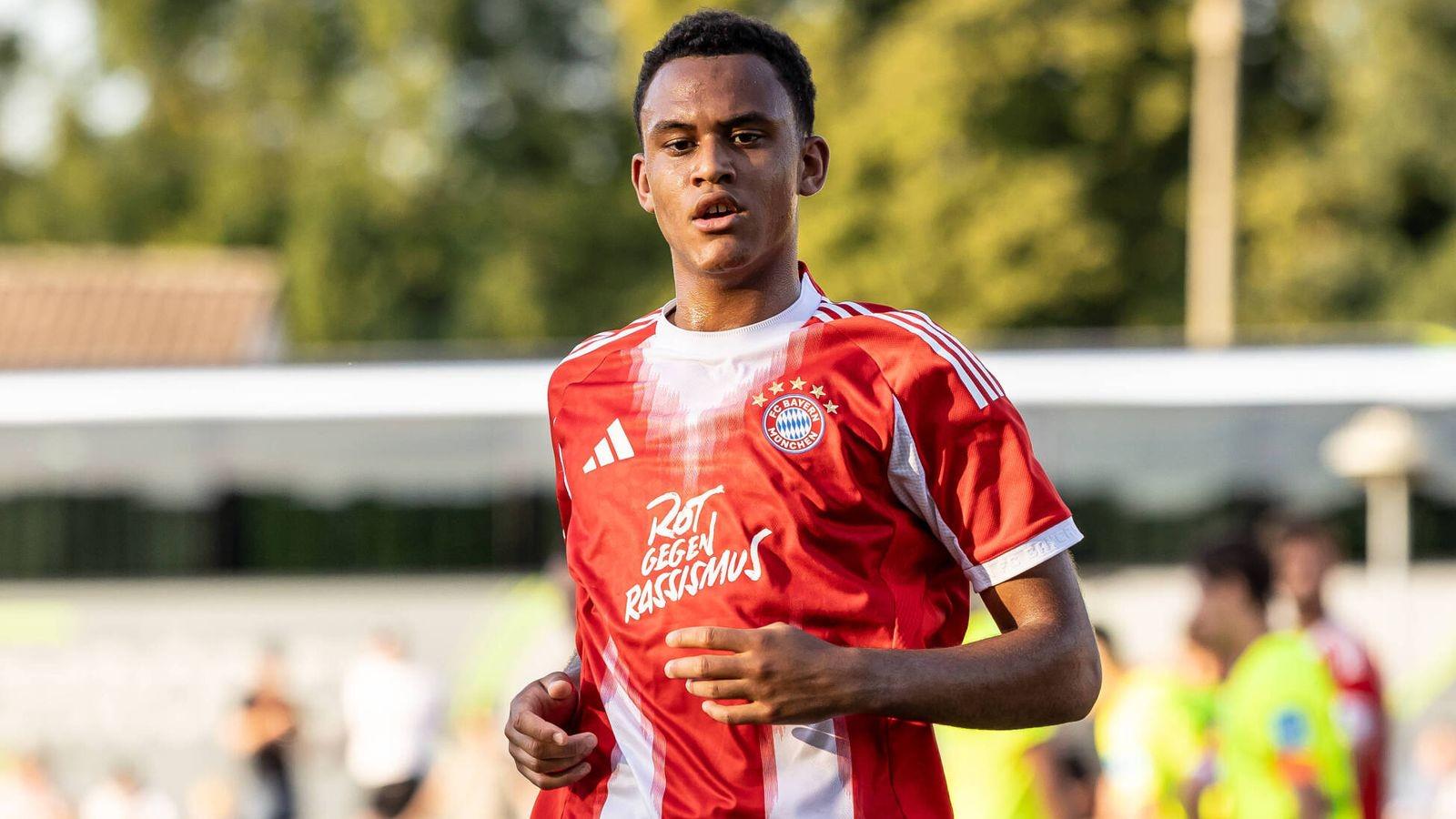 纽伦堡后卫连续首发，表现受到好评