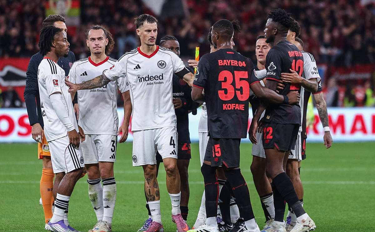 门兴格拉德巴赫主场告捷，重返欧冠争夺行列