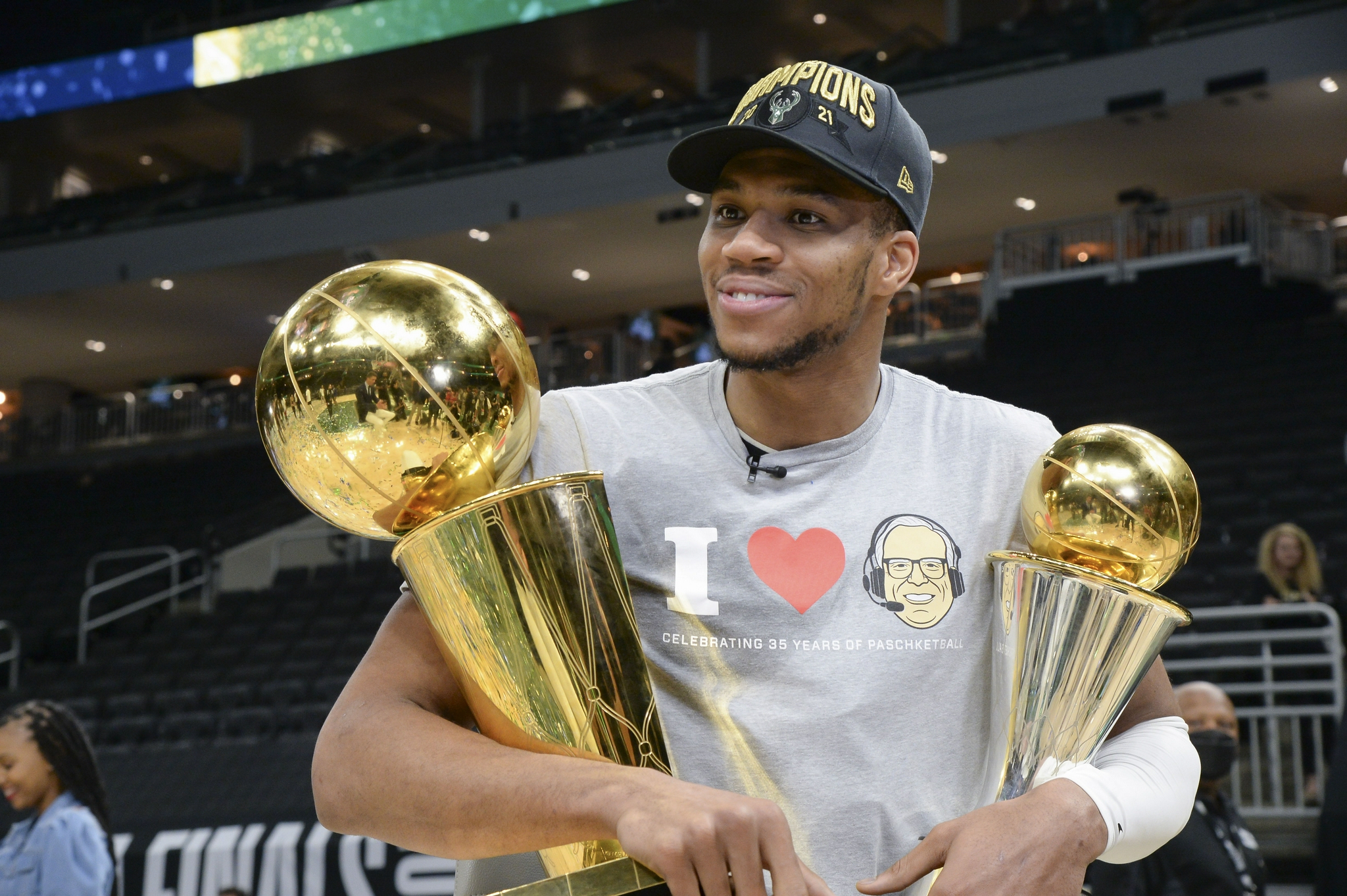 火箭主帅遭遇质疑，球队需找到突破口