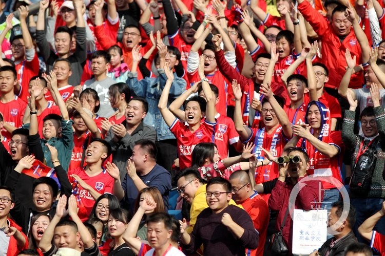 开云官网-重庆斯威在比赛中展现出强大实力，轻松取胜