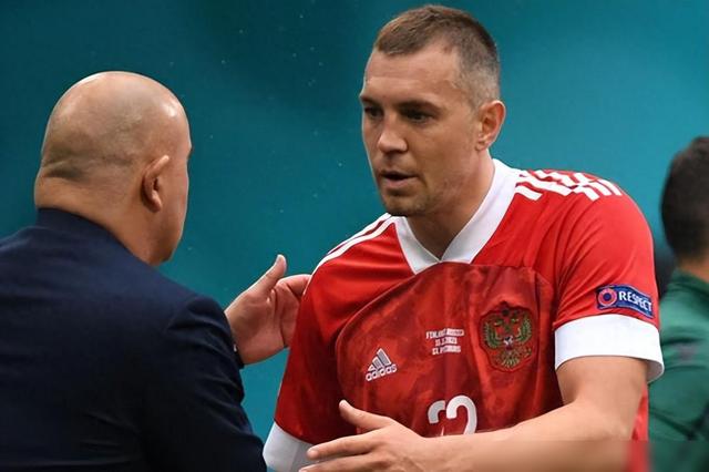 开云下载-传奇巨星再次崭露头角，为球迷带来惊喜的简单介绍