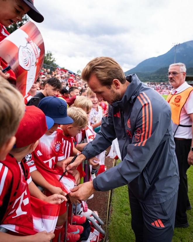 开云足球直播-关于中国力克马赛，哈里·凯恩完成帽子戏法的信息