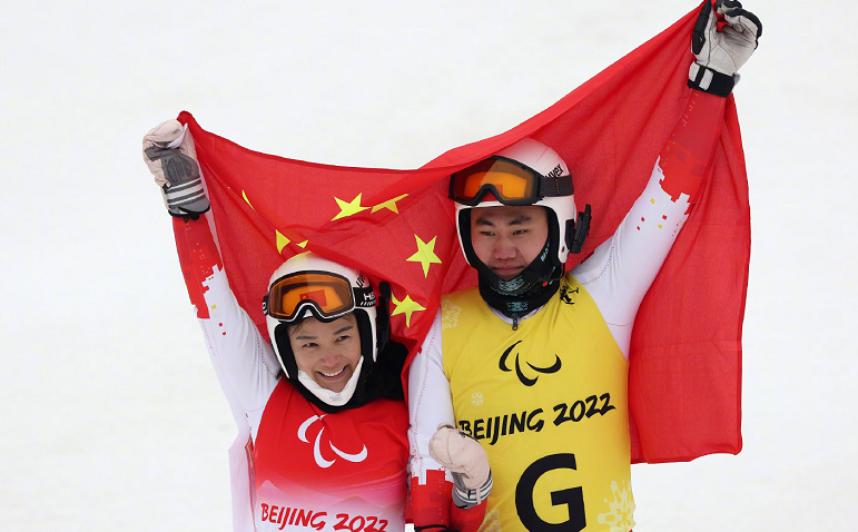 开云体育APP下载-包含中国队碾压瑞典队，林高远扛起全队的词条