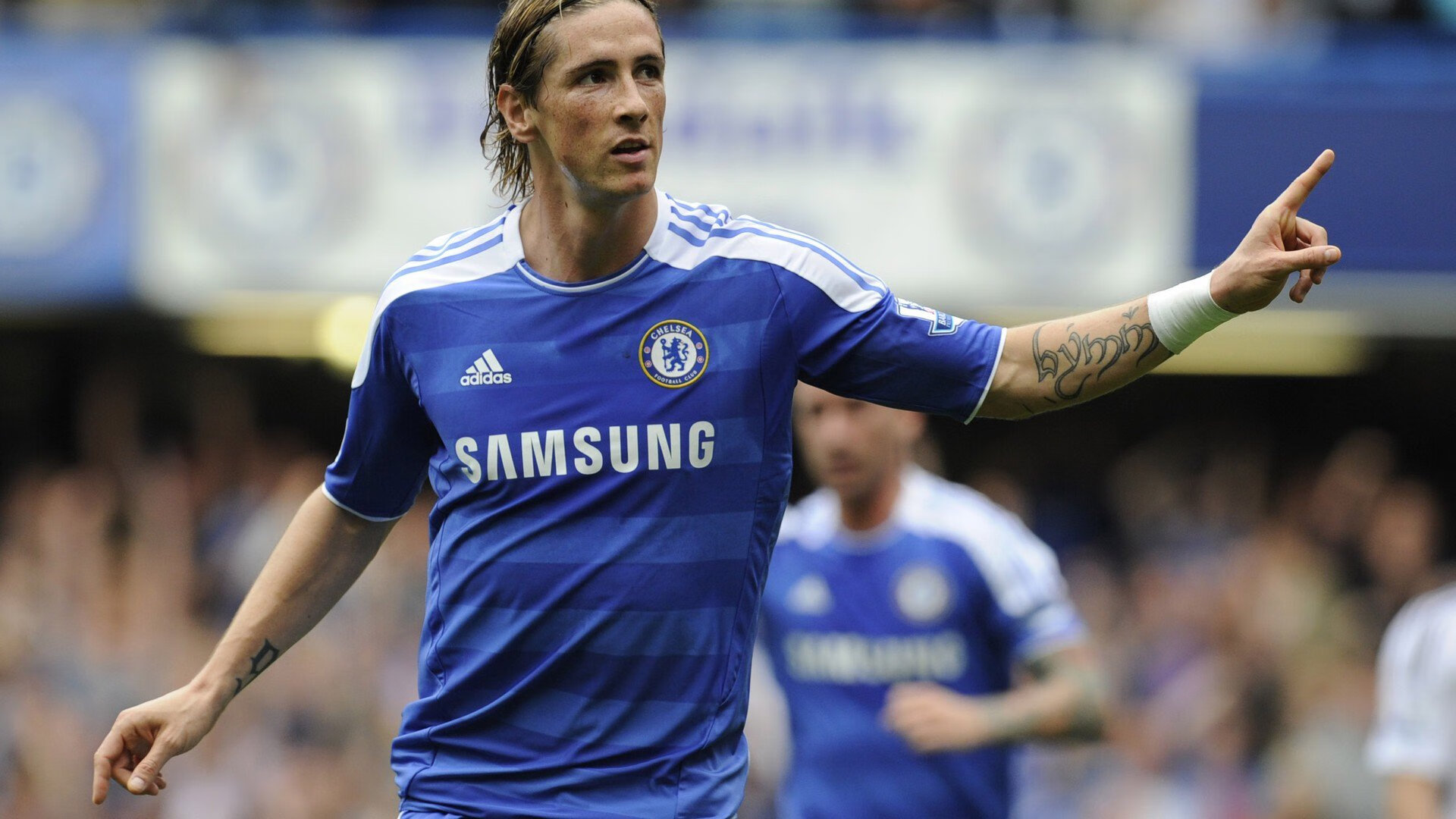 开云体育官网-一球定乾坤，马丁内利闪耀美瑞之战，新一代巨星价值初显锋芒